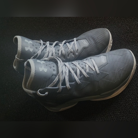 Men sneakers - Picture 2 of 6